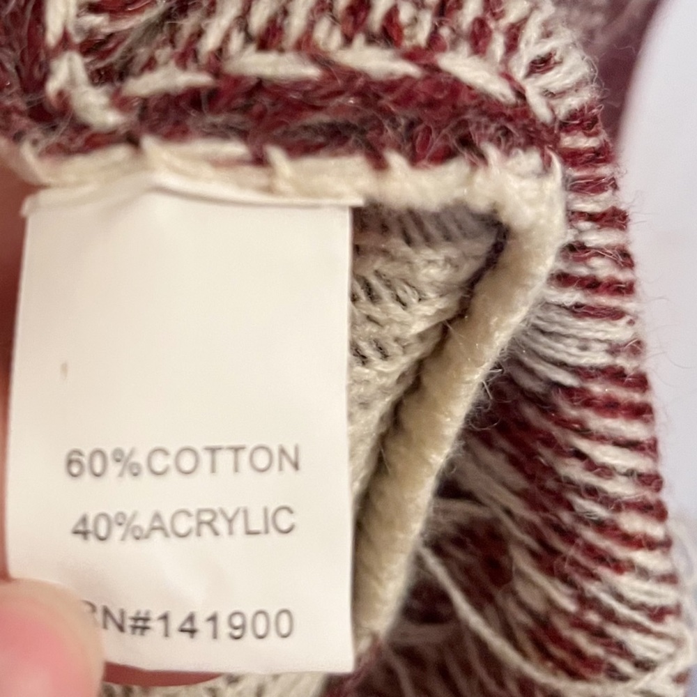 Velzera White and Wine Poncho. NWT. One Size. - Picture 6 of 7